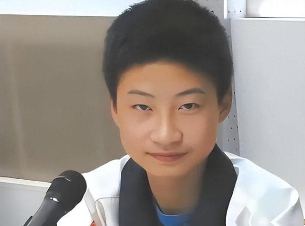 凤凰彩票「中国」有限公司 与女友离婚据说图穷匕见后，庞众望突传新音讯，有少许他一直没变